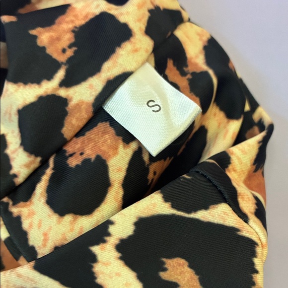 Leopard Print High-Waist Bikini Bottoms - Picture 2 of 6